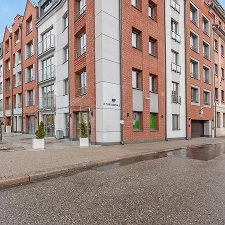 Tartaczna Center By Downtown Apartmán
