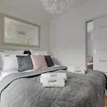 Tartaczna Center By Downtown Apartman Gdańsk